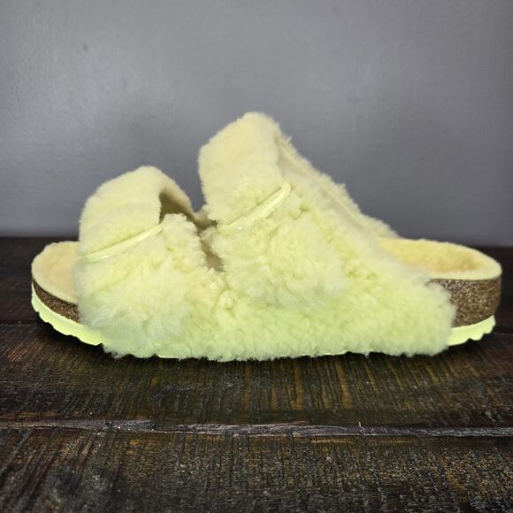 Birkenstock Arizona Shearling Womens 8 EU 39 Narrow Sandals Yellow Brown - Picture 7 of 10